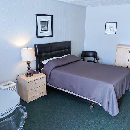 Skyline Motel Fredericton Ngoại thất bức ảnh